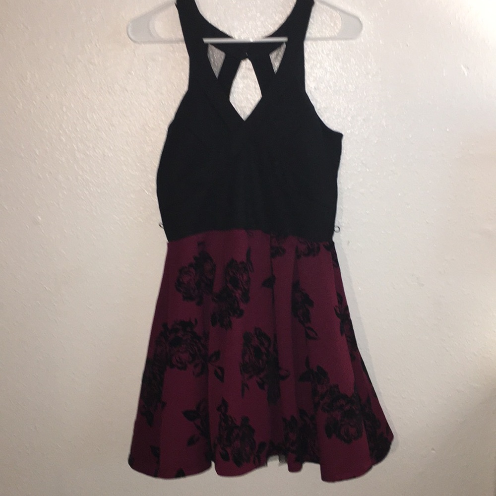 Floral homecoming/prom dress